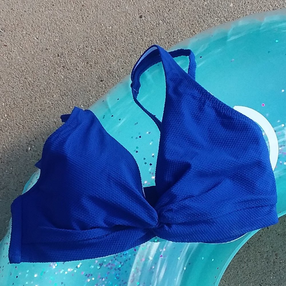 🎉10 For $10🎉New Shade and Shore Bikini Top  Size 34D